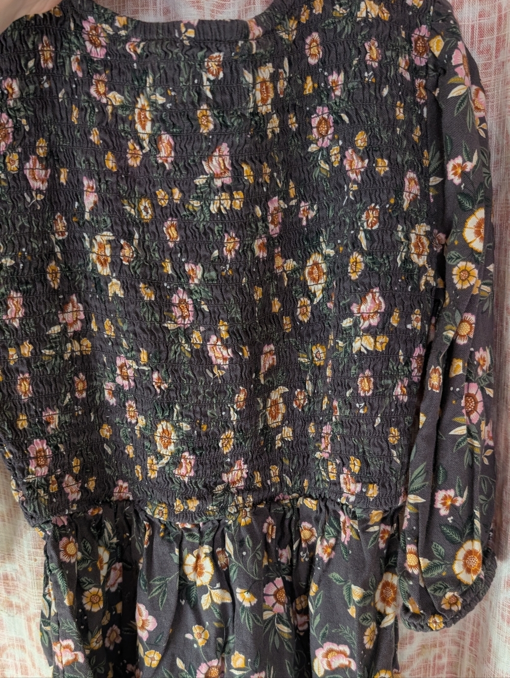 Old Navy Smocked Dress w Floral Print Cotton Size Large 10-12